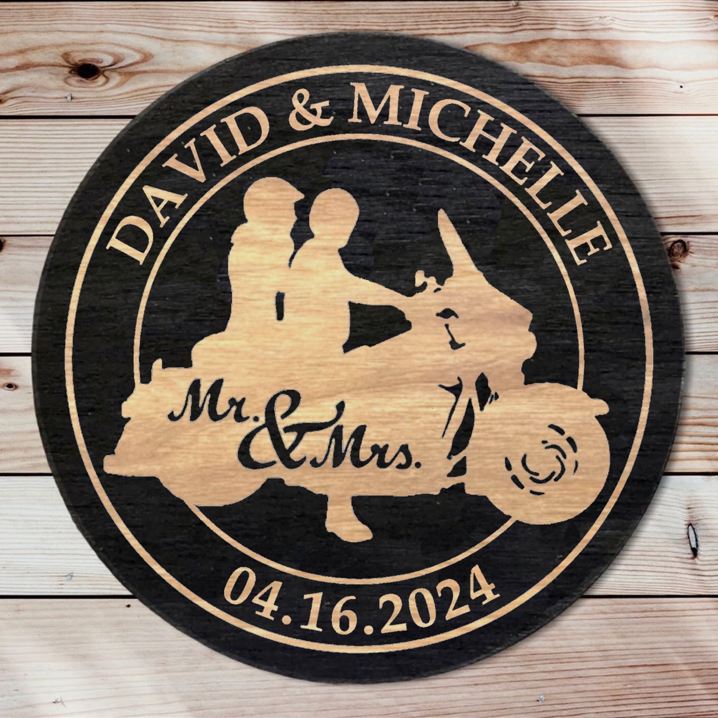 Round Wood Family / Wedding / Anniversary Signs